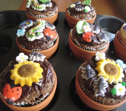 Cupcake garden bugs, how-to - justJENN recipes justJENN recipes