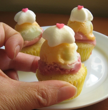 super tiny rainbow sherbet cupcakes sm
