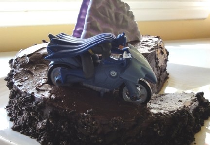 batman cake cycle down