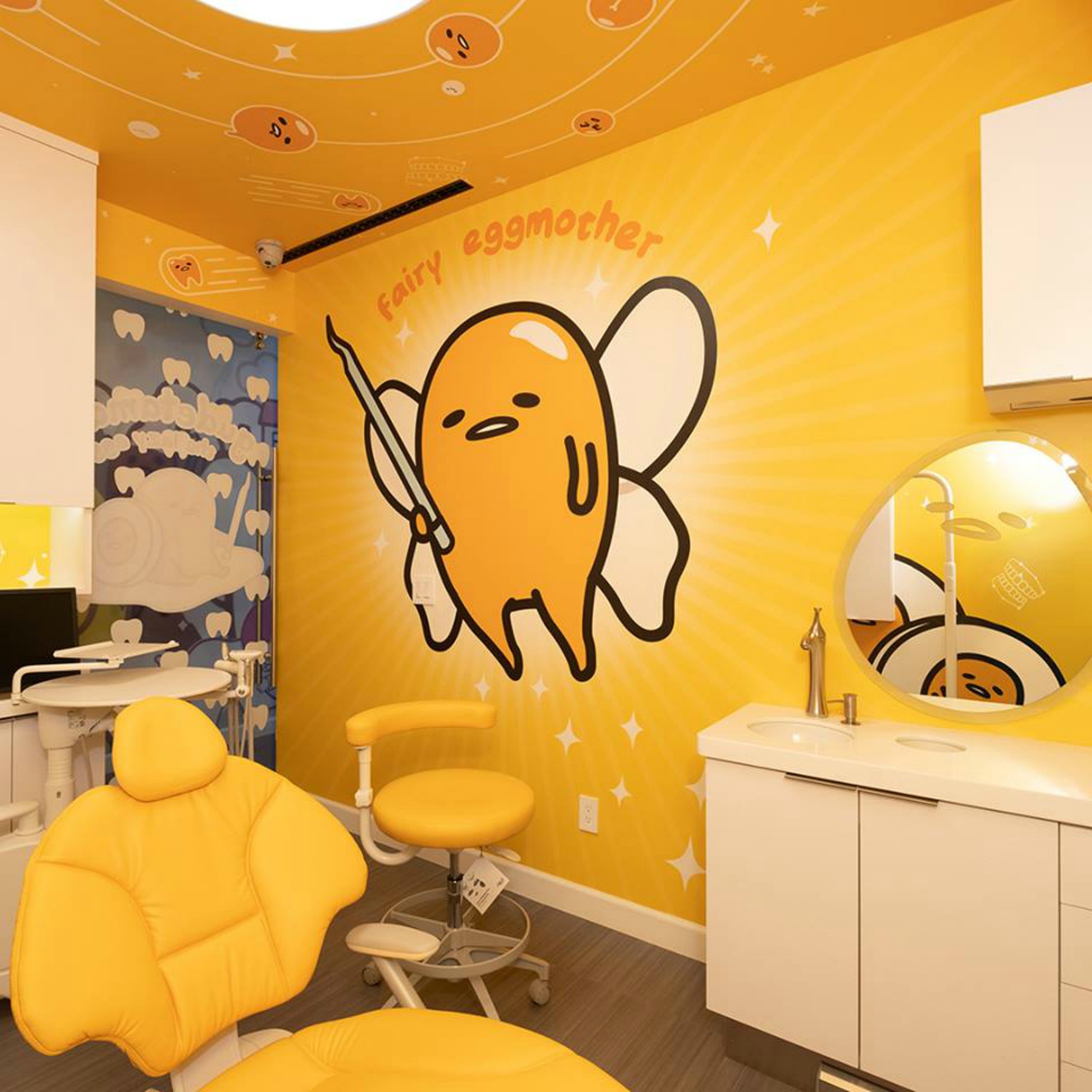 Now You Can Get Your Teeth Cleaned At A Hello Kitty-Themed Dentist Office