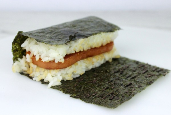 https://justjennrecipes.com/a-better-way-to-make-musubi/new-spam-musubi-maker-05-nori/