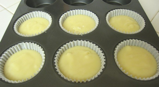 Mochi Experiment: Cupcake and Mini Cupcake Pans