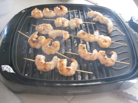 grilling-the-shrimp