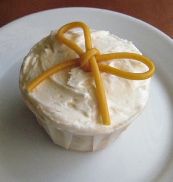 dulce-de-leche-cupcake-sm1