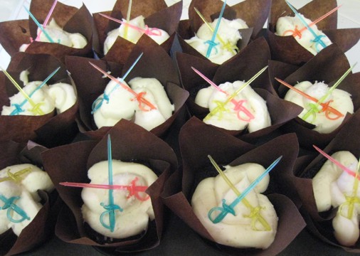 chocolate sword cupcakes sm