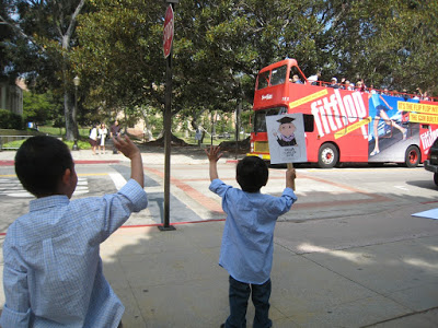 Grad buses