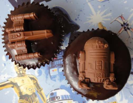 battle of yavin cupcakes