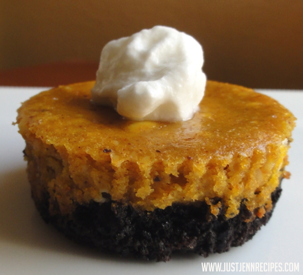 Mini Pumpkin Pies with Chocolate Cookie Crusts