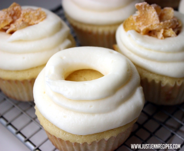 Milk and Cereal Cupcakes frosting prep